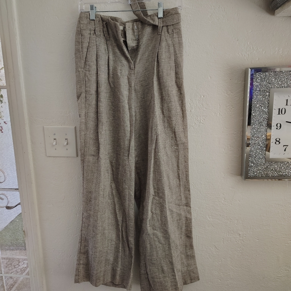 J.Jill dress pants size 4 with belt two pockets in the back tan in color wideleg